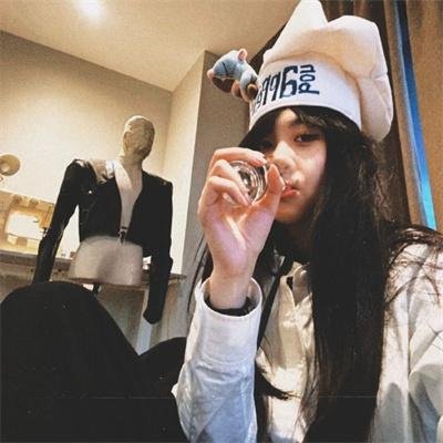 反派心声被女主偷听后，剧情崩了